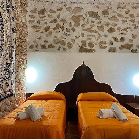 Villaggio La Roccia 2*