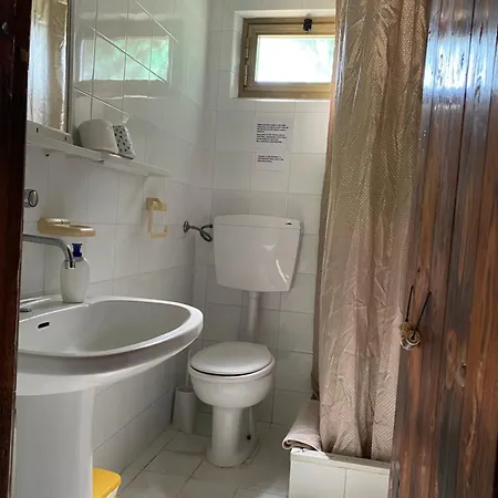 Villaggio La Roccia Kemping 2*