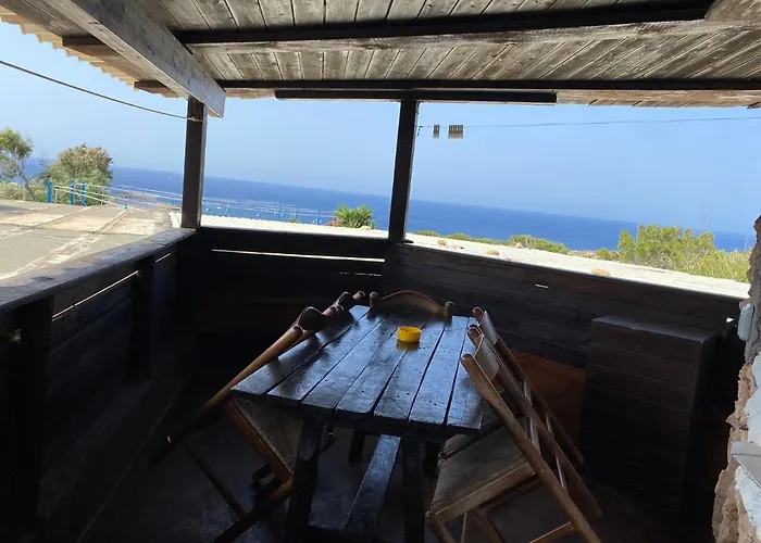 Villaggio La Roccia Campsite 2*