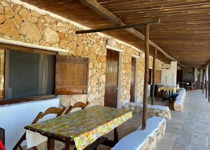 Villaggio La Roccia 2*