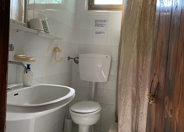 Villaggio La Roccia Campsite 2*