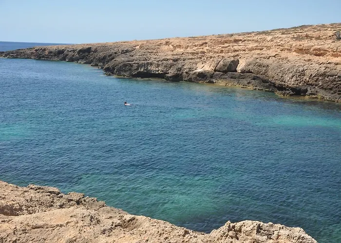 Villaggio La Roccia 2*