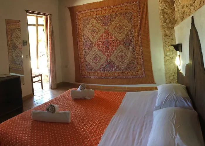 Villaggio La Roccia Campsite 2*